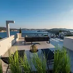 One Bedroom With Garden Views - Access To Amazing Rooftop Terrace, Free Parking And Gym On Premises Rogoznica (Sibenik-Knin)
