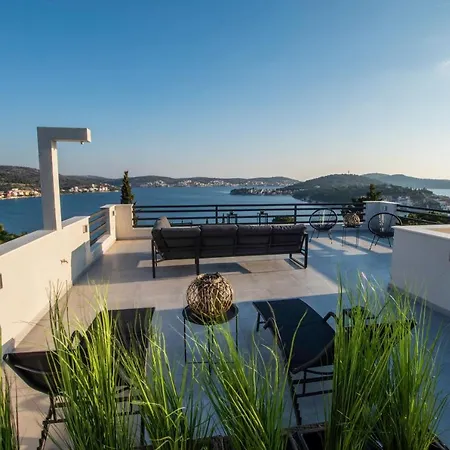 One Bedroom With Garden Views - Access To Amazing Rooftop Terrace, Free Parking And Gym On Premises Rogoznica (Sibenik-Knin)